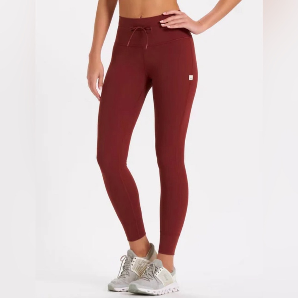 Like New Daily Vuori Leggings, Currant, Size Small